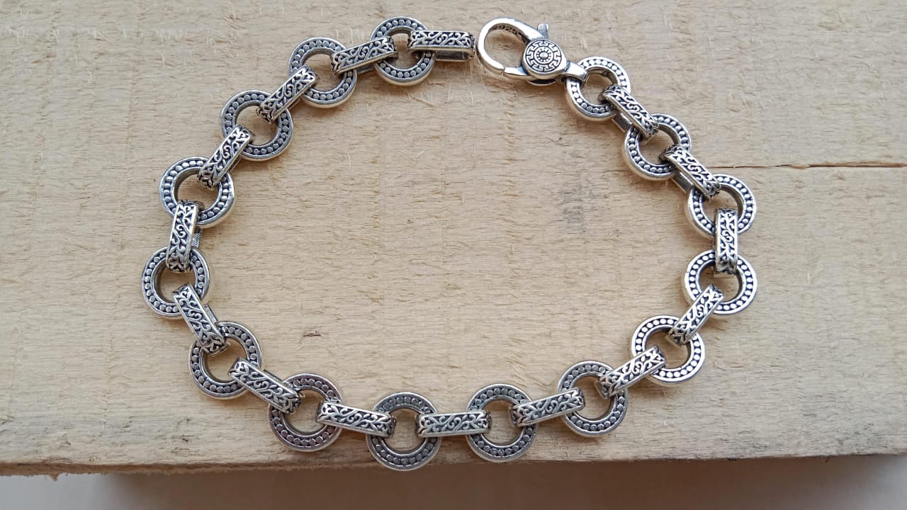 Vintage Round-Link Silver Bracelet for Men - 92.5 Sterling Silver