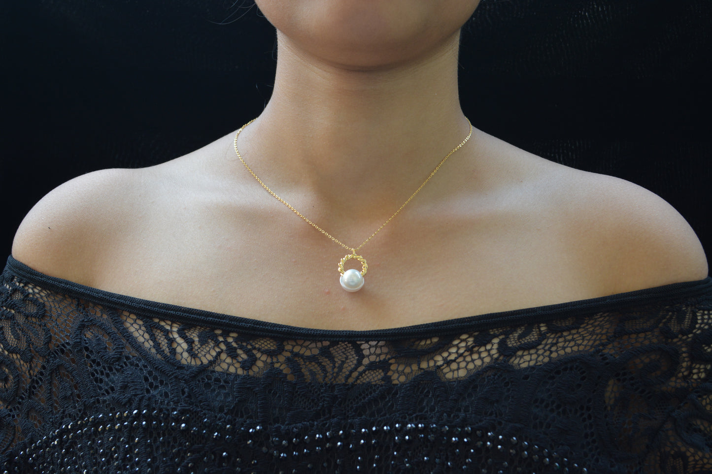 Pendent set