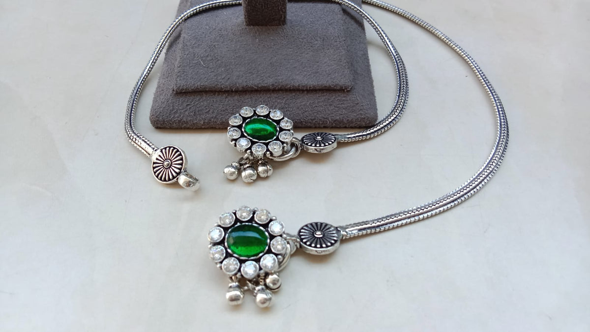925 Silver Green Stone Floral Anklet Pair for Women | Designer Silver Floral Payal