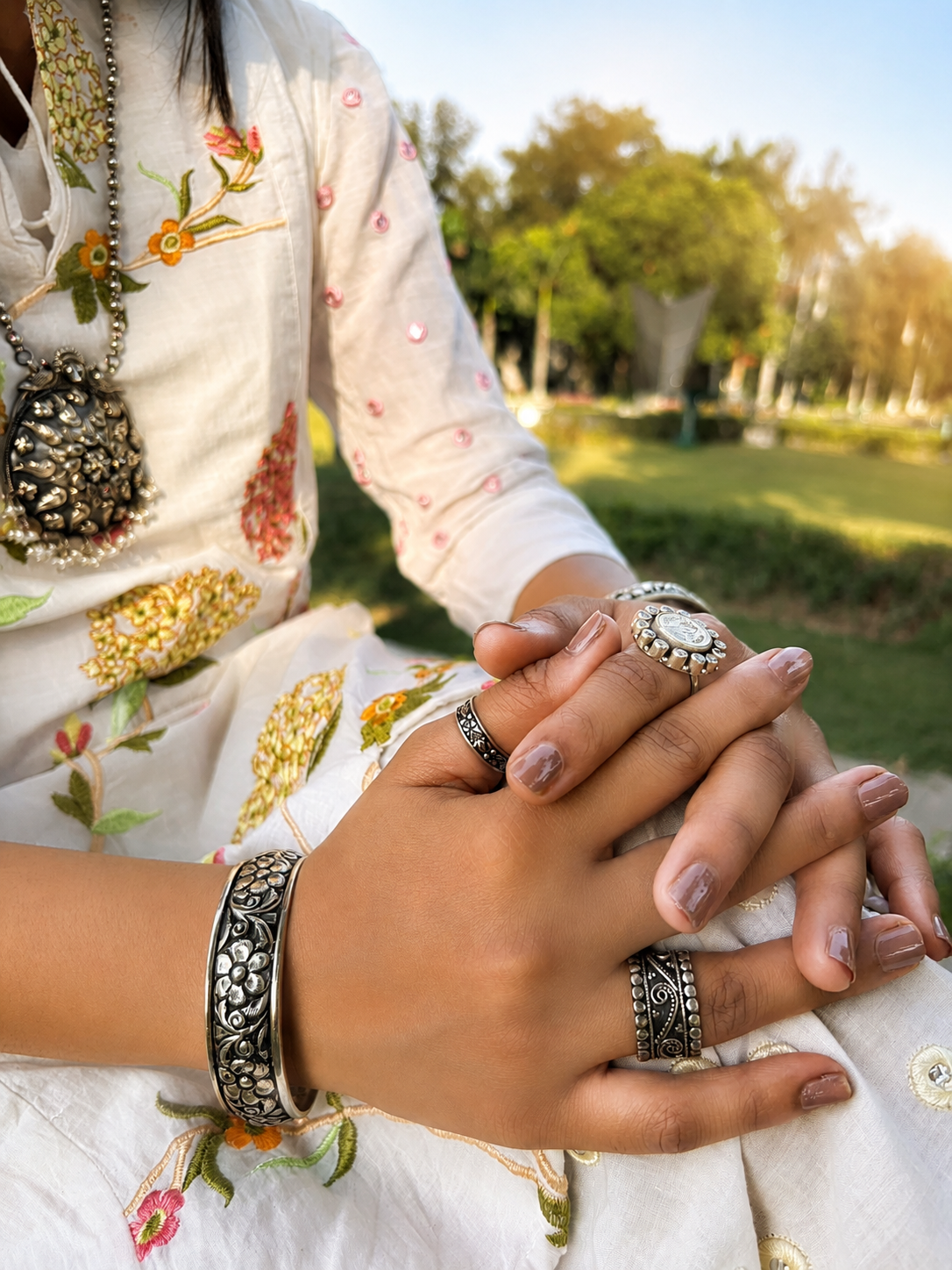 Silver Oxidised Floral Engraved Vintage Style Bangles, Kada Set