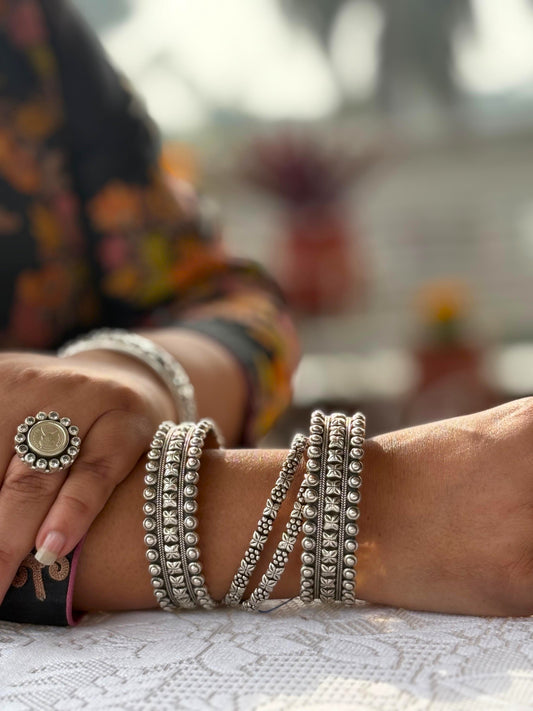Silver Oxidised Beaded Pattern Kada