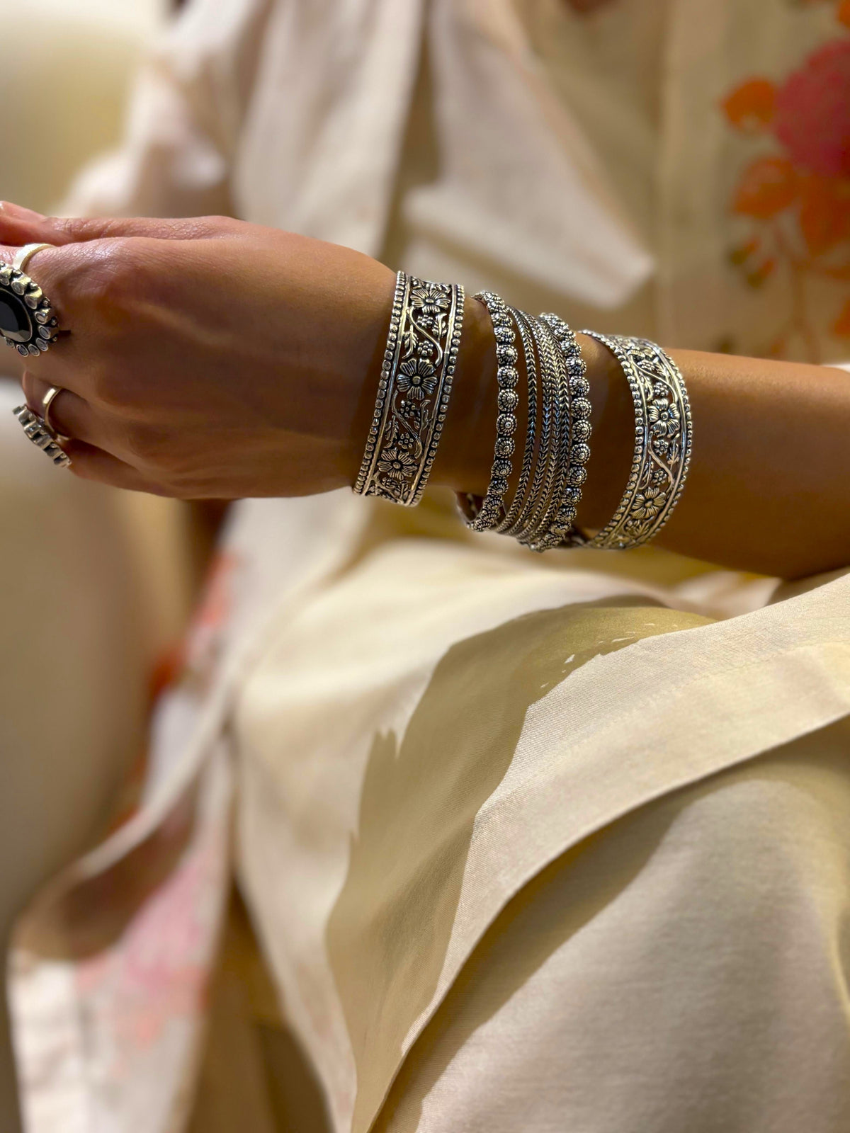 Silver Oxidised Classic Textured Bangles