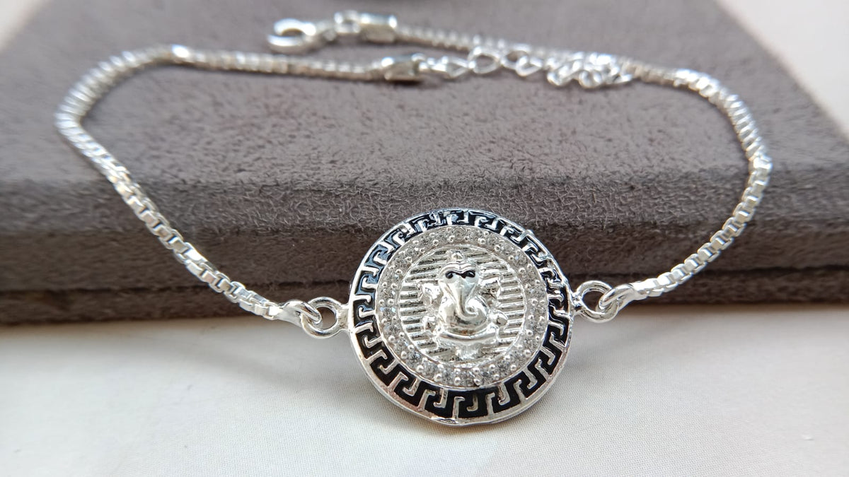 925 Silver Auspicious Vakratunda Ganesha ( ᬒᬁ ) Bracelet Rakhi with Adjustable Silver Chain